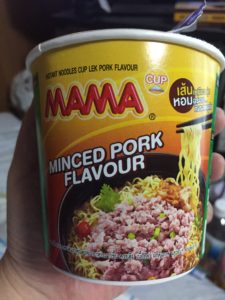 タイのインスタントラーメンを実食してみた